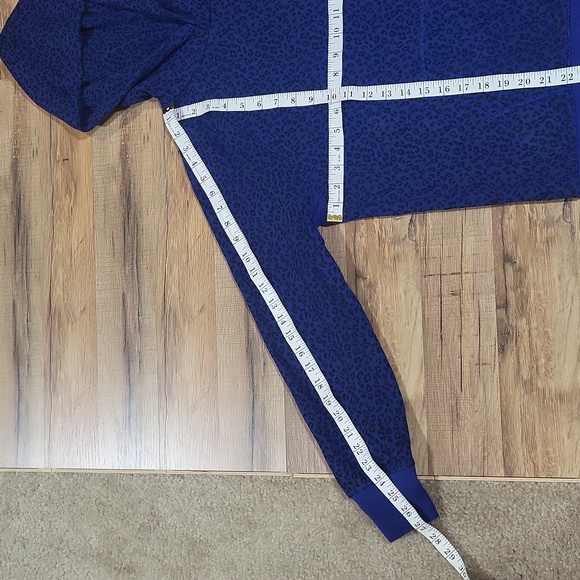 LEVI'S Blue Black Green Animal Print Logo Hoodie Kangaroo Pocket Sweatshirt - Picture 11 of 16